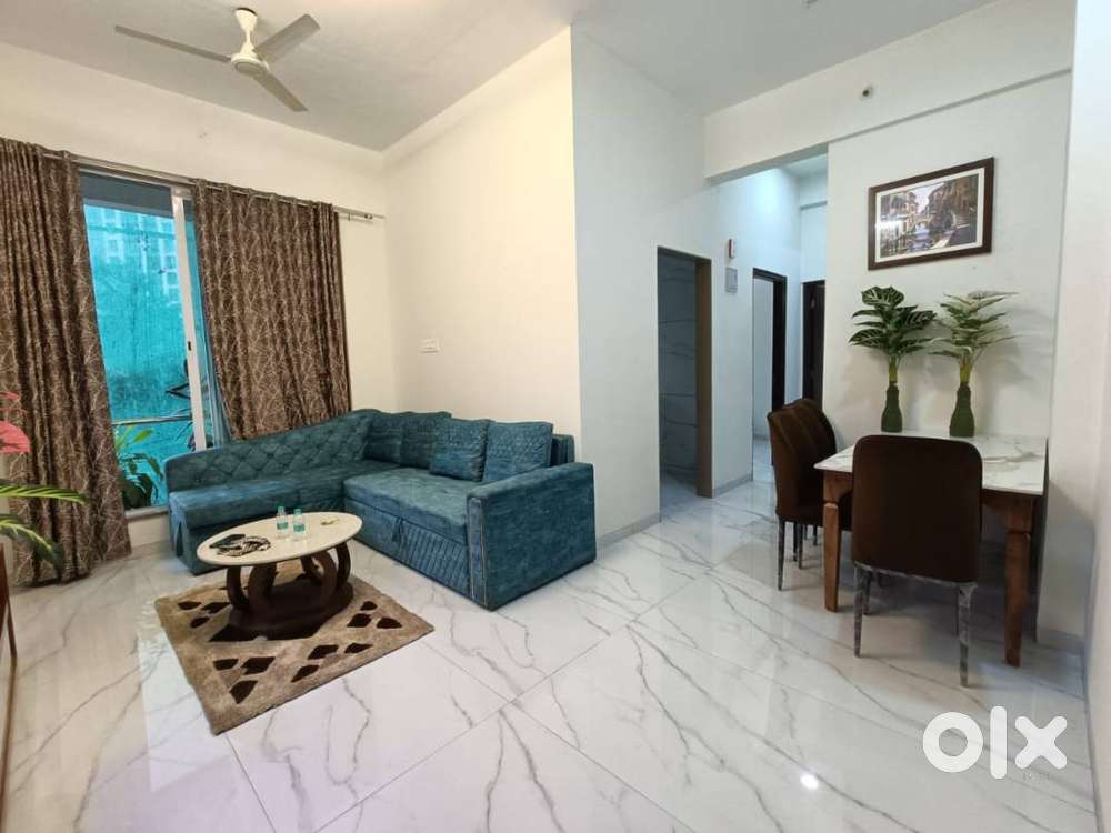 Specious 2BHK Flat For Sale in Leena Oasis