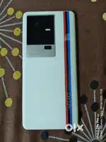 iQOO 11 5g