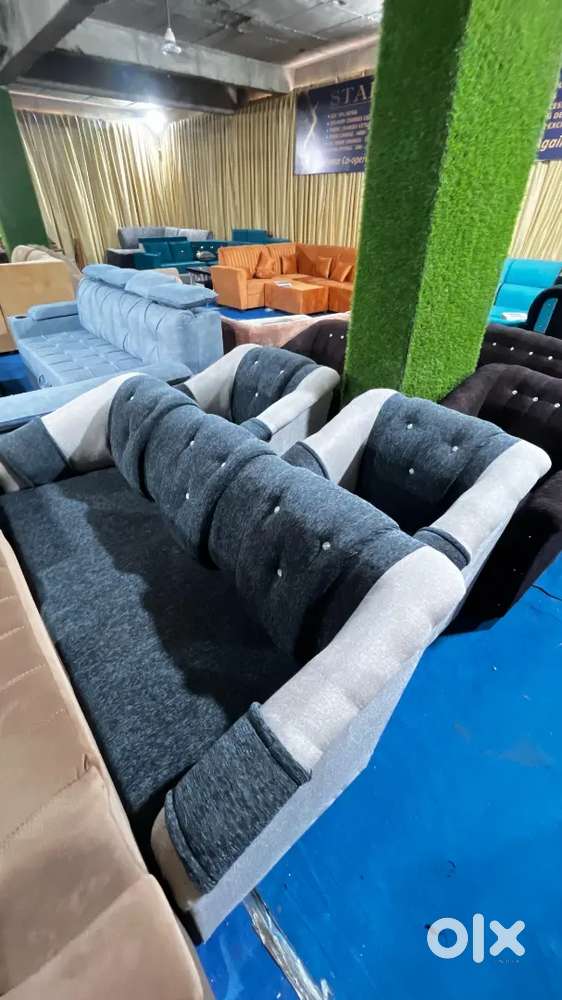 Brand new 3+1+1 sofa set only available in Starf furniture