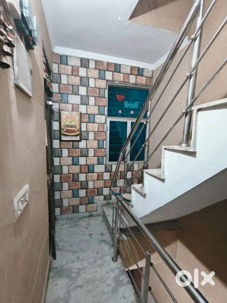 Furnished one BHK on first floor, gated street.