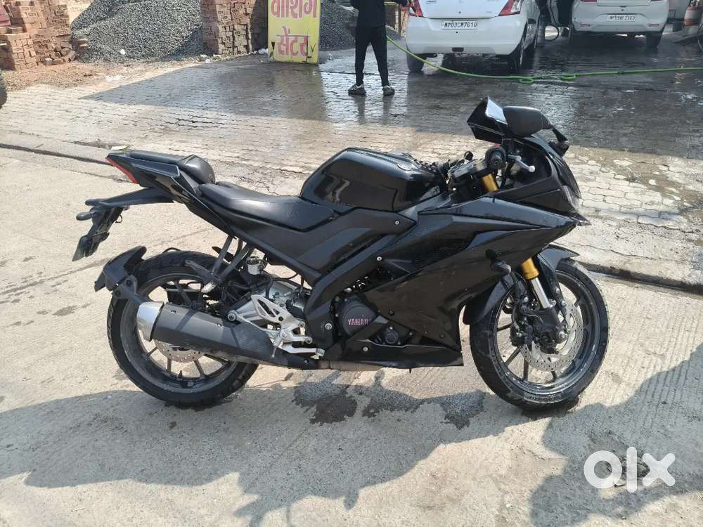 यामाहा बाइक R15 v4 मॉडल 2019 किलोमीटर 3071 माइलेज 27 का