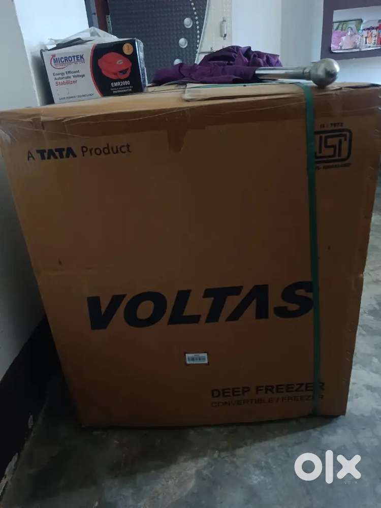 320 litter ...deep freezer convertible Voltas