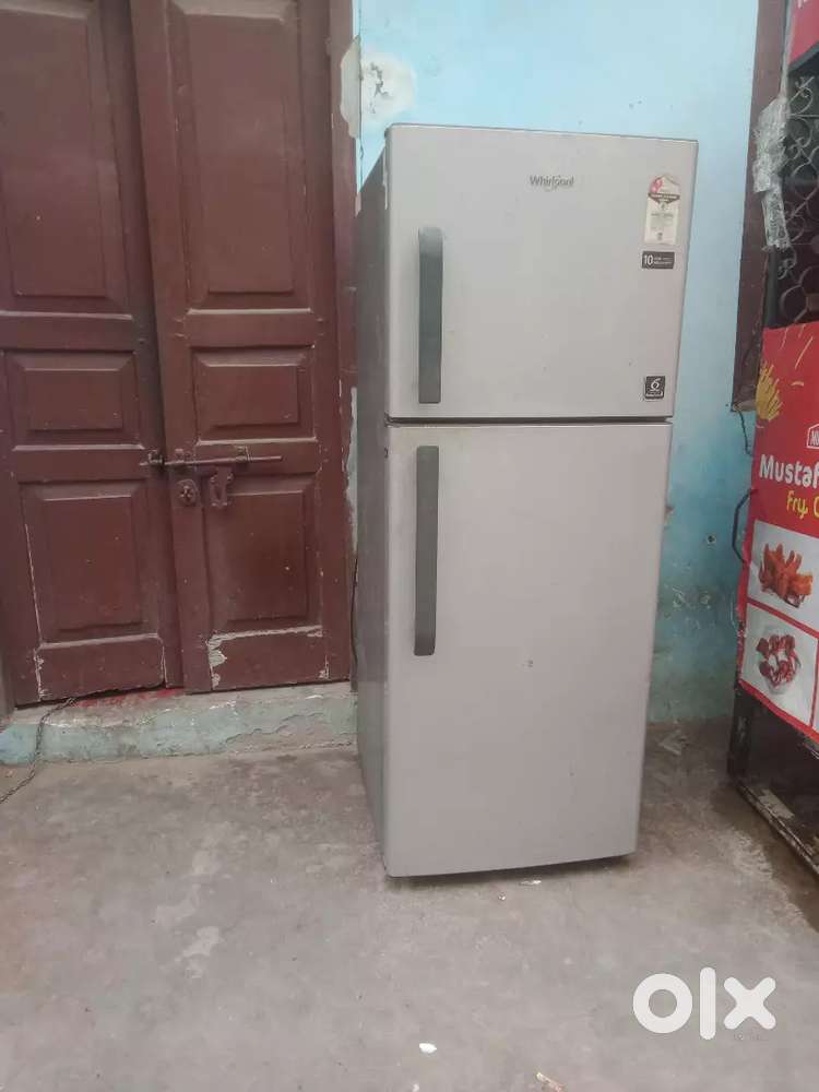 Selling fridge