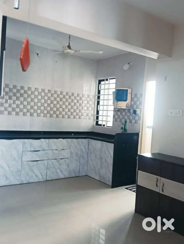 2BHK SEMI FURNISHED FLAT FOR RENT IN SUNPHARMA ROAD