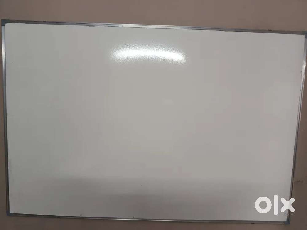 White Board and backsid greenboard size 4*6 unused excellent condition