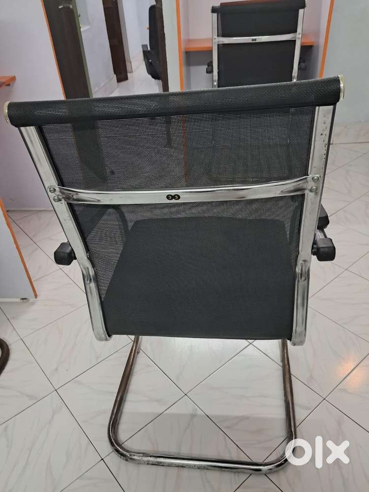 S TYPE OFFICE CHAIR