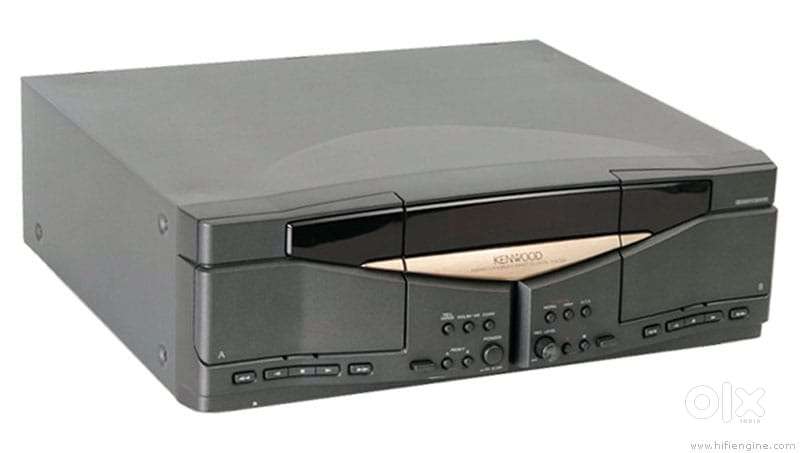 Kenwood X W320 doublydeck cassette player.  Read the note. Rs 14,999.