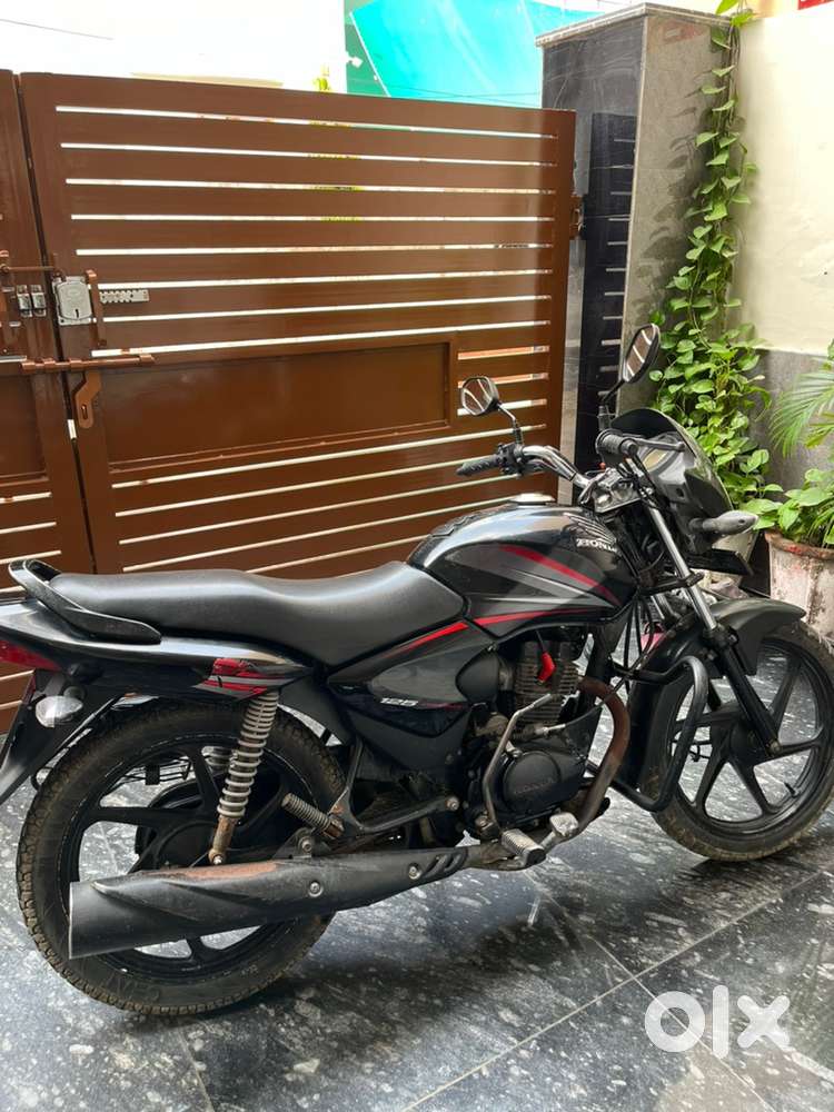 Honda CB shine - black
