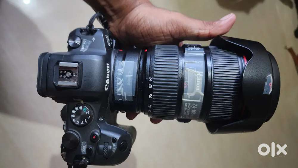 Canon R6 with 24-105mm USM lens