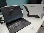 Apple Magic Keyboard for iPad 11–Excellent Cond.+Original Box&Invoice