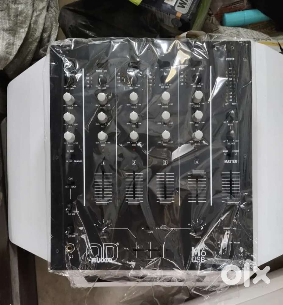 Brand New m6 DJ mixer