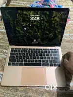 Macbook i5 8/256 2019 Rose Gold Color Model in immaculate Condition