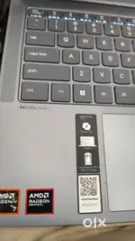 Lenovo IdeaPad Slim 5 OLED  Ryzen AI 7  24GB RAM  1TB SSD