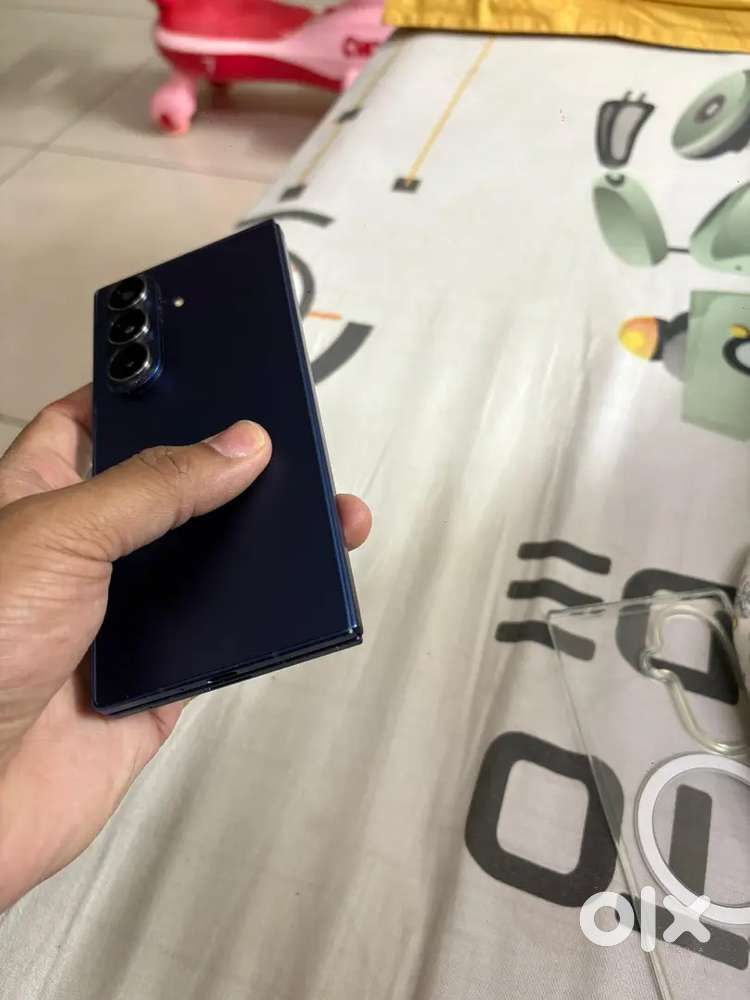 FOLD 7 512GB BLUE WITH SAMSUNG CARE PLUS WORTH 20000 @150000