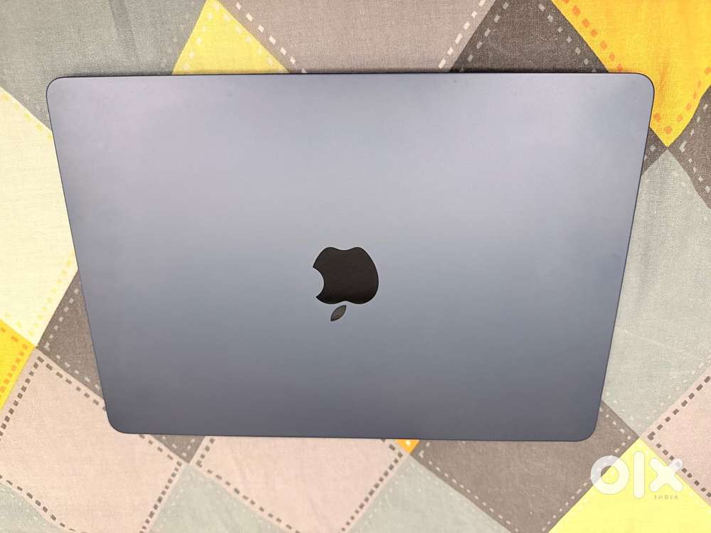 MacBook Air M2