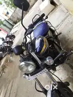 Bajaj Avenger 150 street