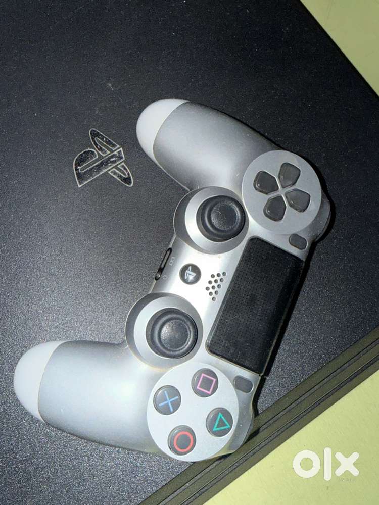 Ps4 pro brand new condition only serious buyer
