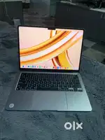 Apple MacBook Air M2  2022 Model 8GB RAM  512GB Warranty