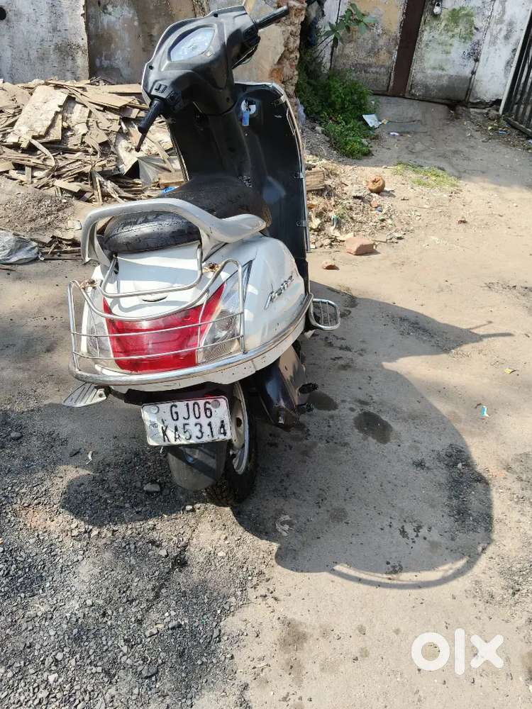 White color engine okay condition