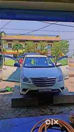 Toyota Innova 2014 Diesel Well Maintained