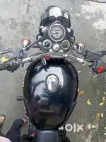 Royal enfield classic 350 (bullet)