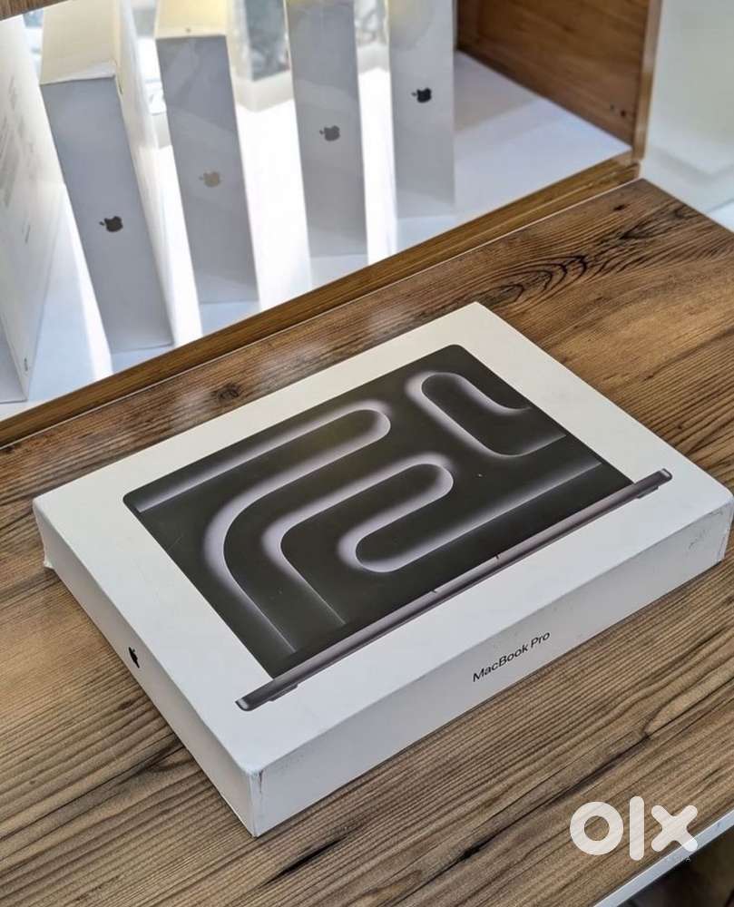 Macbook m3 pro 16 inch 18/512 with warranty