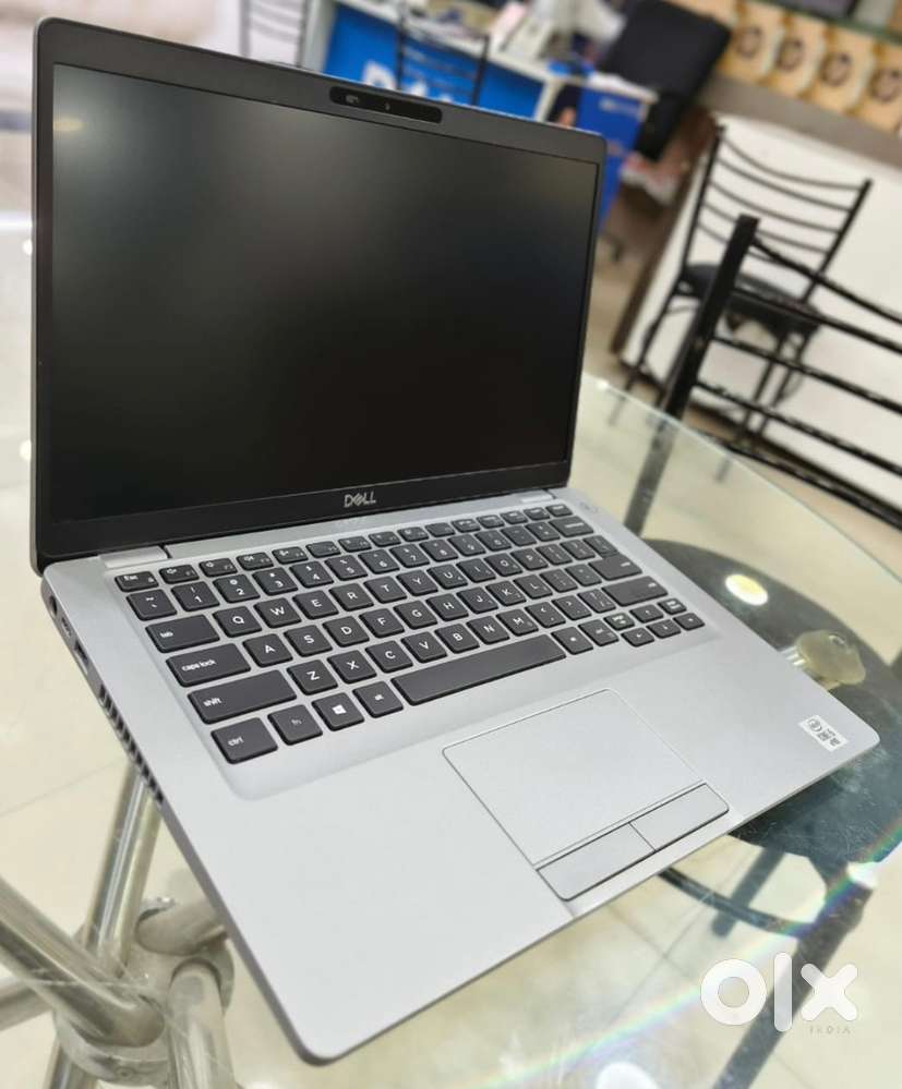 DELL LAPTOP/ TOUCHSCREEN/ CORE I5 10TH GEN/ 8 GB RAM/256 GB SSD