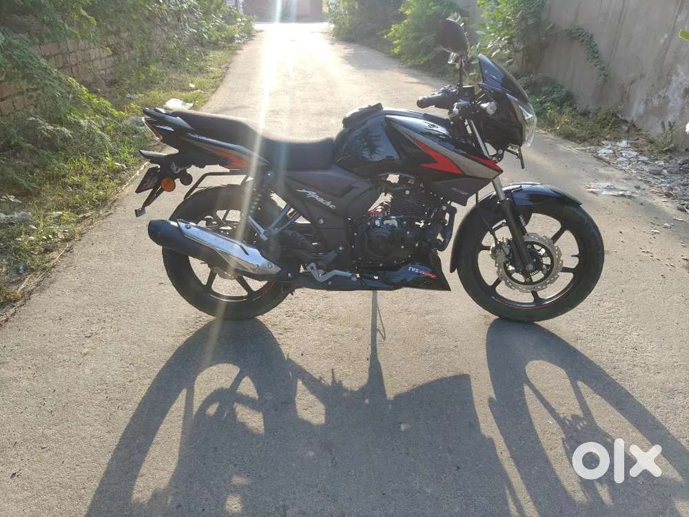 TVS Apache RTR 160 2V