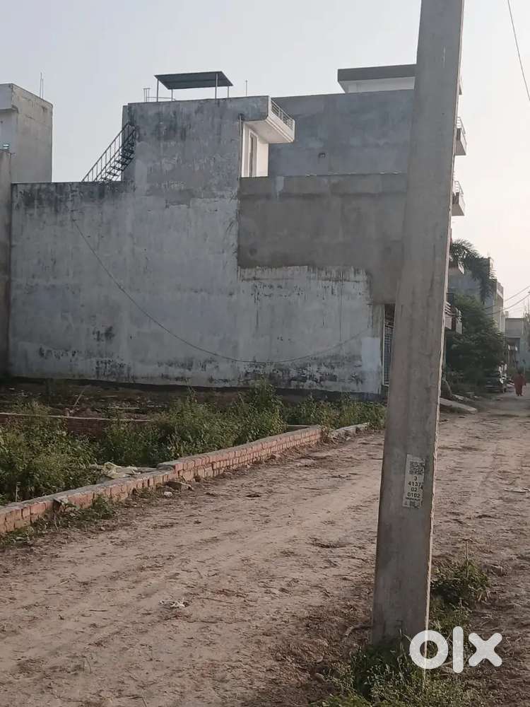 अ हिमा मऊ से मात्र 15 मिनट की दूरी पर प्लाट खरीदे सबसे सस्ते रेट में