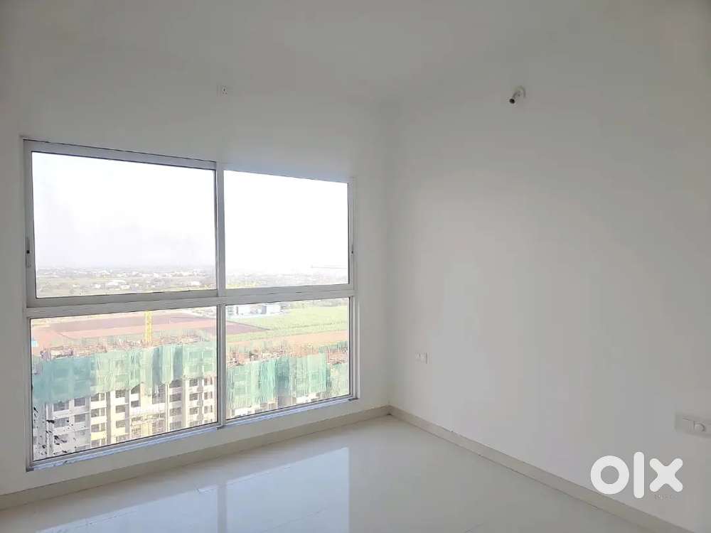 #BIG 2 BHK FLAT AT UMANG ELITES, UBALE NAGAR AT 38 LAKHS ONLY.1200SQFT