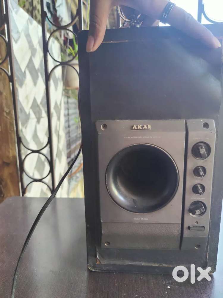 Speakers akai