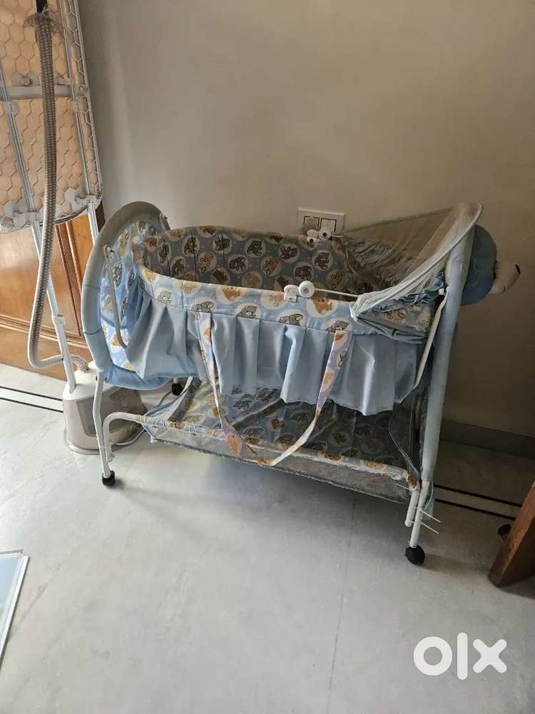 Baby Paalna cot