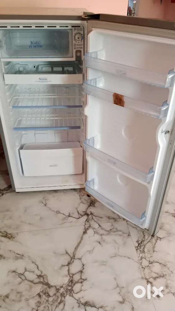 Haier fridge very good condition