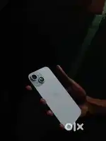 iPhone 15 5 month apple warrenty 97% batterry