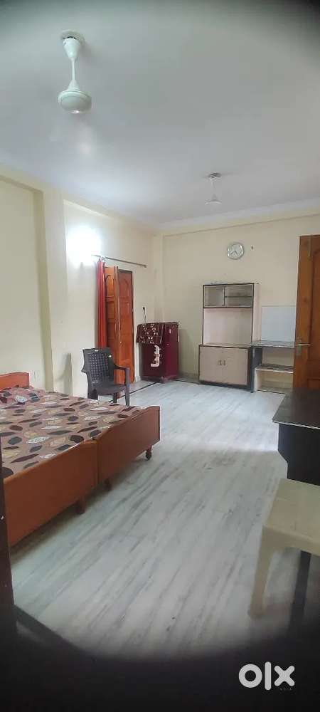 FULLY FURNISHED AC ROOM ATECHED TOILET WITH KITCHEN WRIGHT TOWN