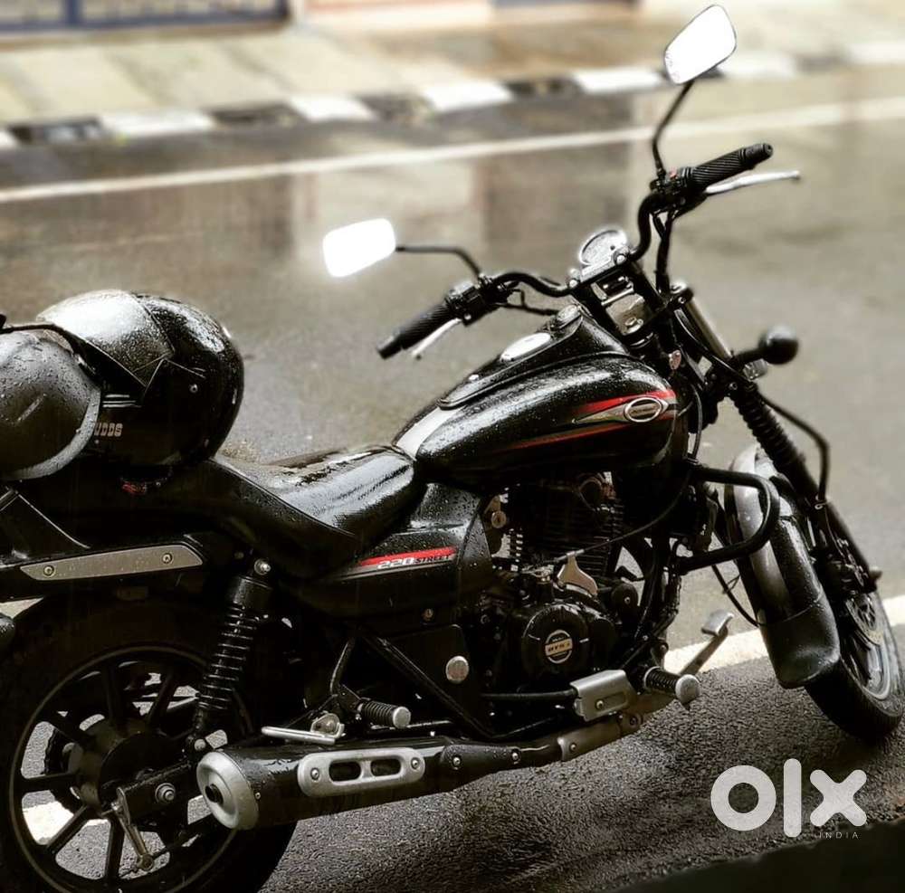 Bajaj Avenger 220 Street[Price Negotiable] 2016 model