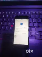 IPHONE SE 2020 , 64GB URGENT SELL