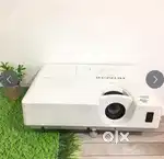 Hitachi projecter