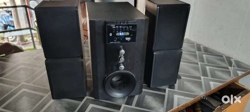 iBall 4.1Home theater blutooth aux fm usb radio remote