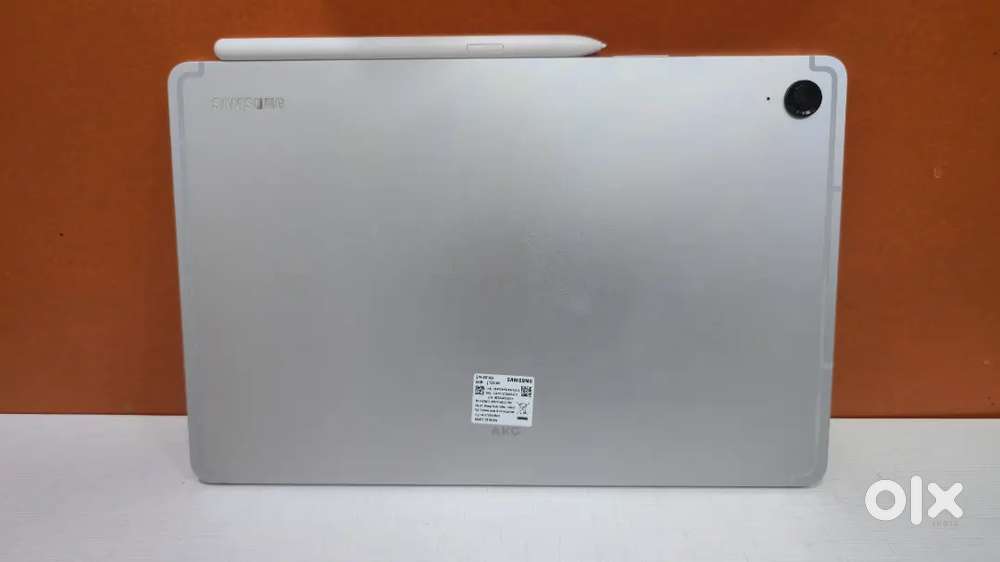 Samsung tab s9 fe cellular +wifi