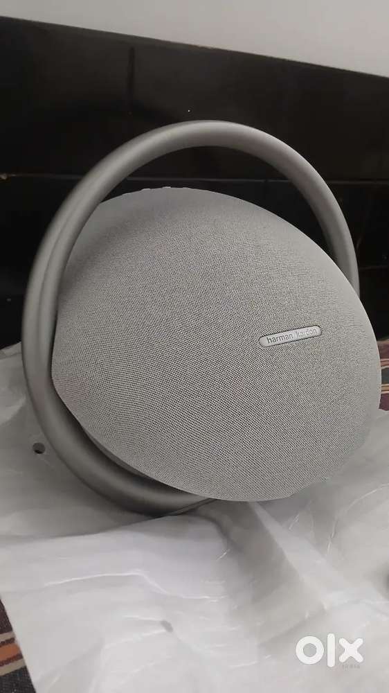 Gift for sale: Sealed Harman Kardon Onyx studio 7 Speaker