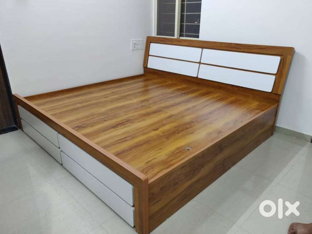 STANDARD QUEEN SIZE BOX STORAGE BED FOR SELL
