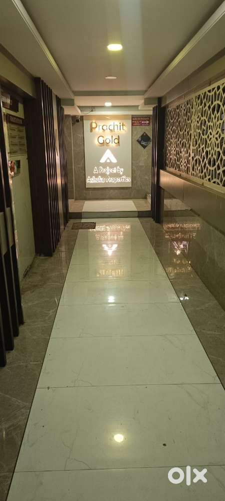 Shop for sale in Ravivar peth