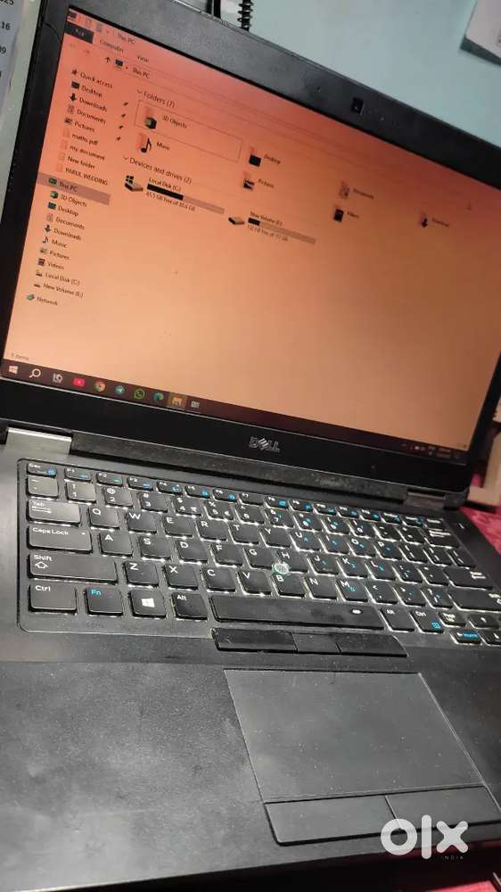 Dell latitude E5470 i5 6th gen 4gb ram 256 gb SSD