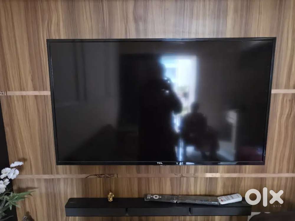 43 inch TCL LED TV