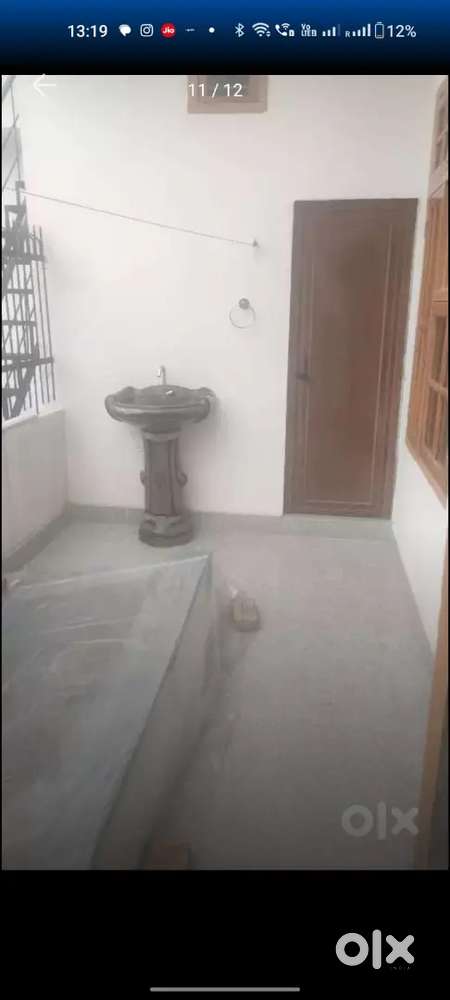 Property for rent first floor
