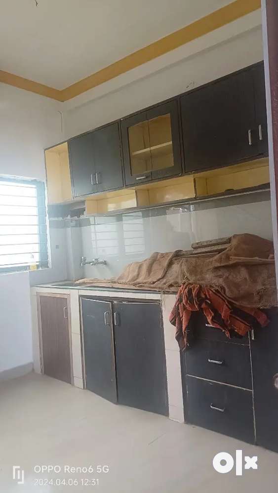 3bhk duplex for sale in good condition semi furnished Sarvadam D socte