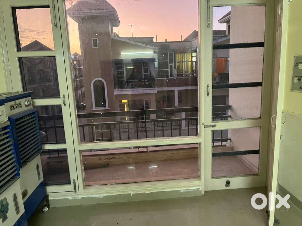 Briefly I want to sell my flat