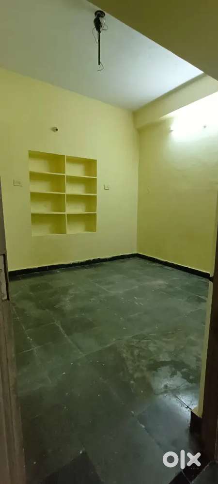 3bhk flat on 2nd floor Naseeb Nagar