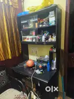 Computer table